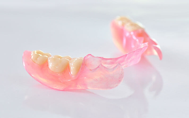 入れ歯（義歯）